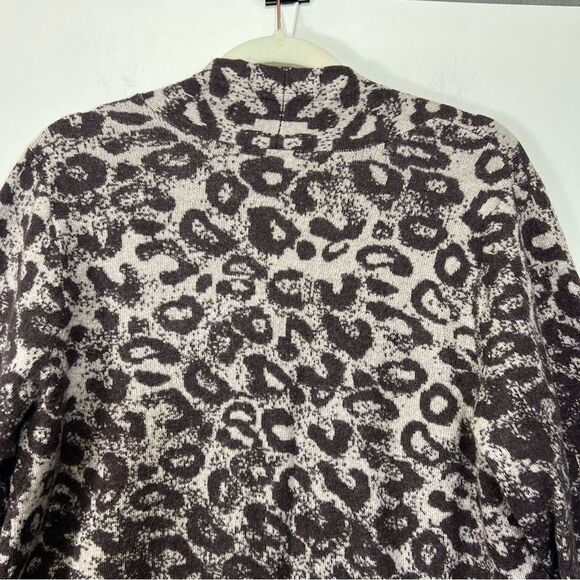 New Chico's Women's 100%Wool Knit Animal Print Ombre Open Cardigan Size 2 large - Picture 12 of 16